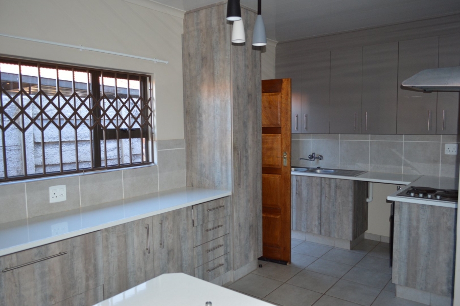 3 Bedroom Property for Sale in Flamwood North West